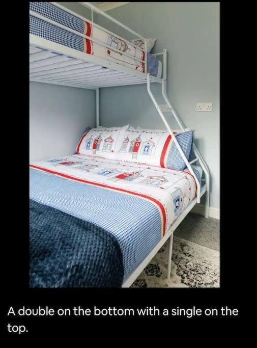 Holiday home Seaside Retreat *